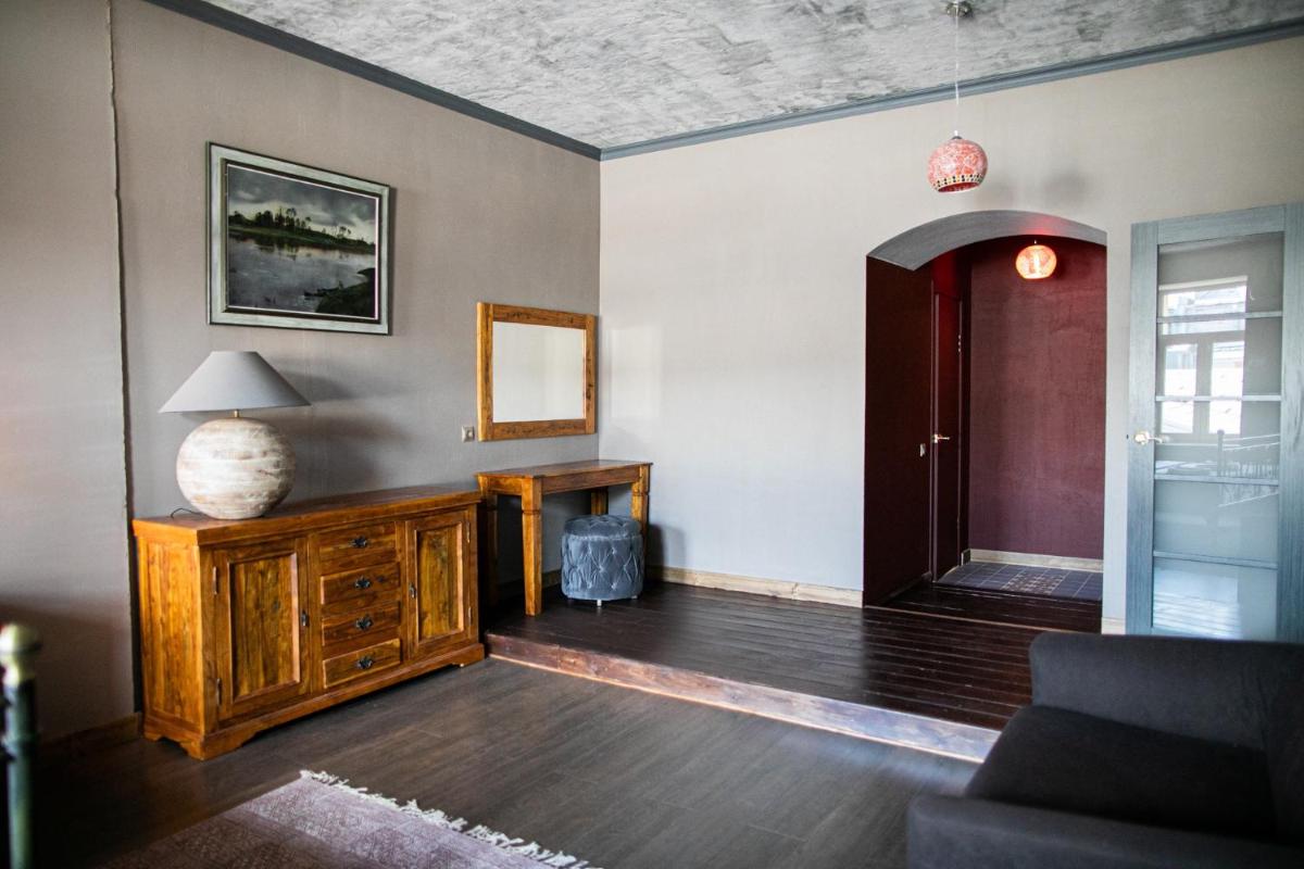 A Boutique Apartments - Housity