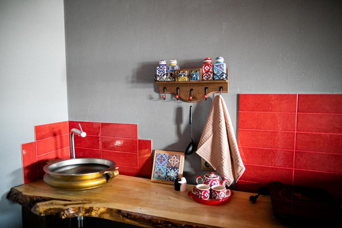 A Boutique Apartments - Housity