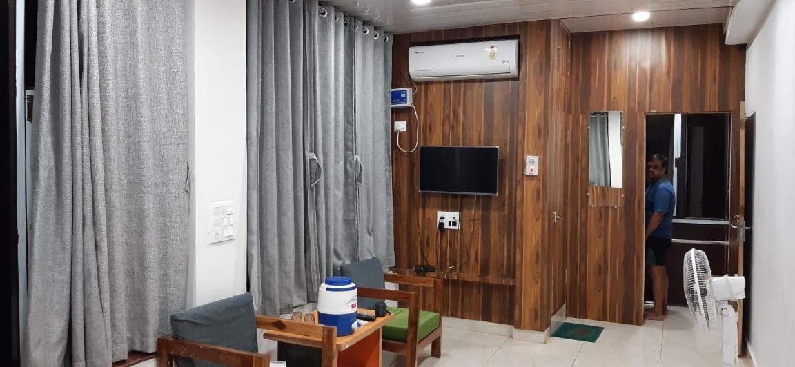 Condo Hotel A Unit of RAJVIHAR - Housity