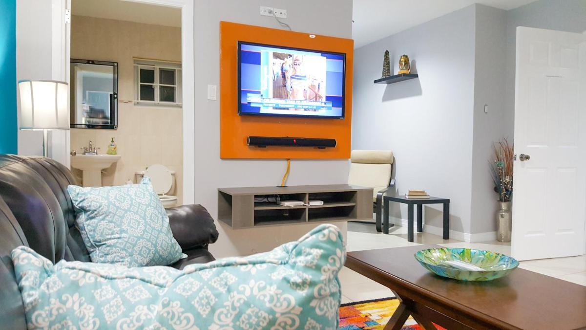 Donhead New Kingston Apt 3 - Housity