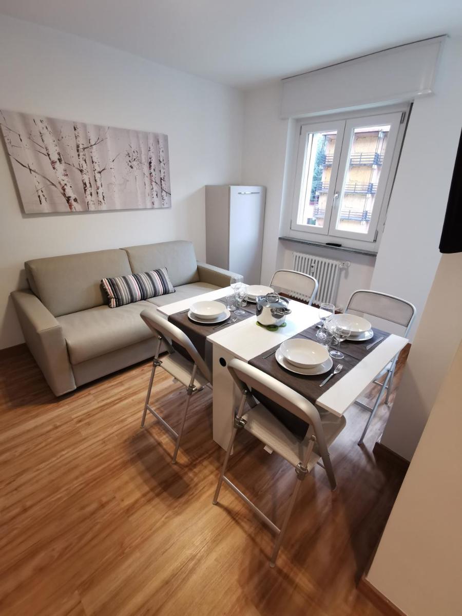 Hostdomus - Smart Tech Apartment - Housity