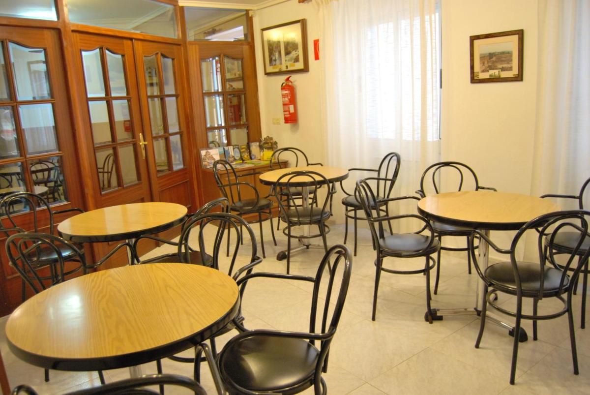 Hotel Abrego Reinosa - Housity