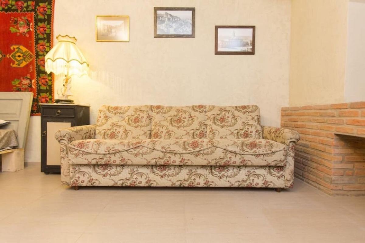 Nice Room Khanuma - Housity
