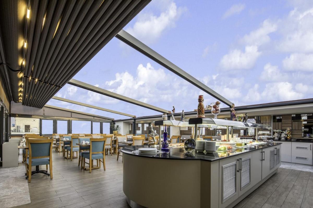 Hotel Venera - Housity