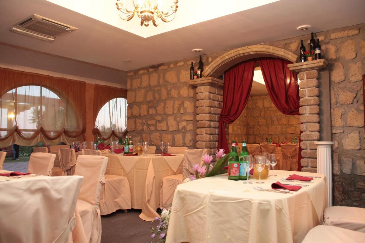 Villa Carmela - Housity