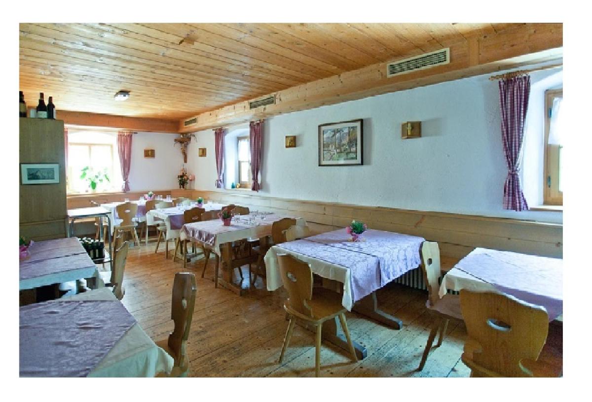 Hotel Zur Kirche - Housity
