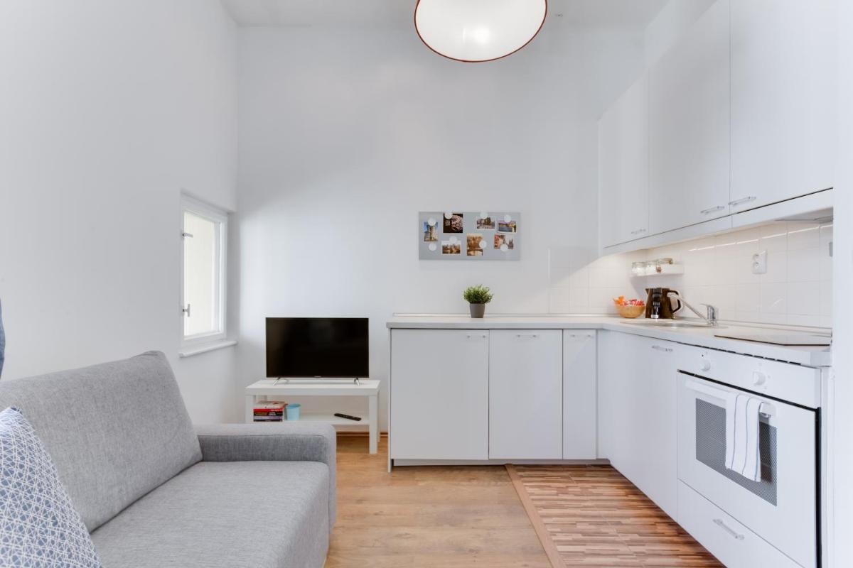 JT's Apartments Benátská str. - Housity