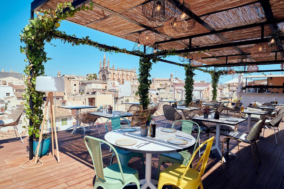 Un balcón o terraza de Es Princep - The Leading Hotels of the World