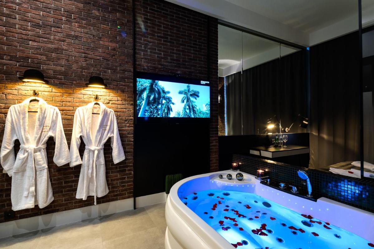 Starowiślna VIP Apartamenty JACUZZI - Housity
