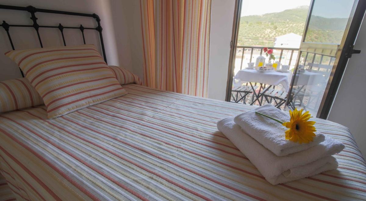 Hostal Alba Taruta - Housity