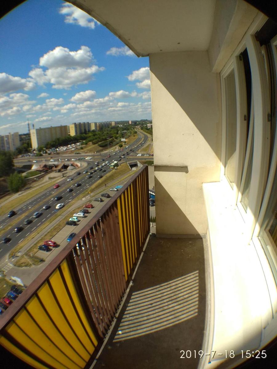 1050 ?mia?ego 36 - Tanie Pokoje - samodzielne zameldowanie - self check in - Housity