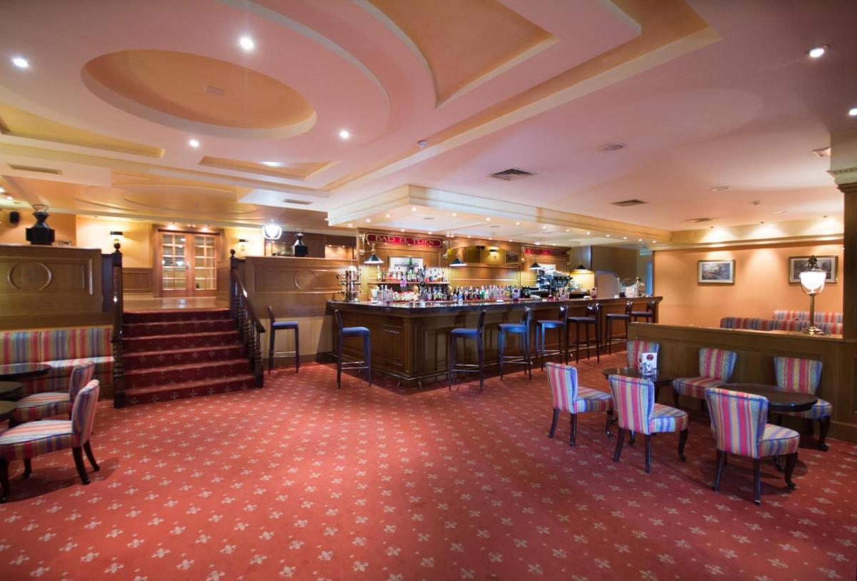 Apartment on the harbor, first line with beautiful sea view in 4 star hotel - Hizvo