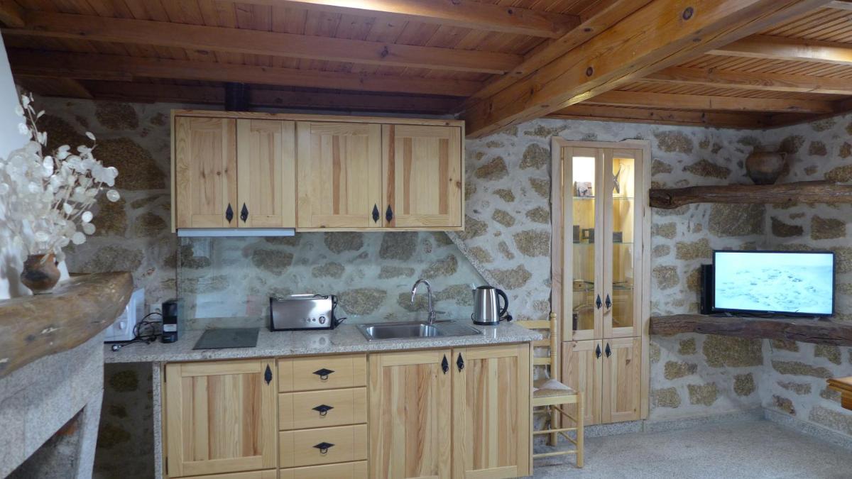 Casas da Villa - Monsanto - Oliveira e Videira - Housity