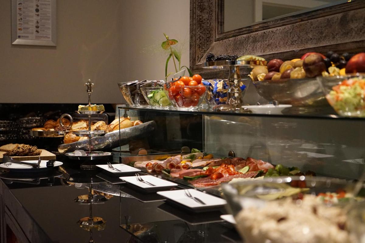 Villahotel Rheinblick - Housity