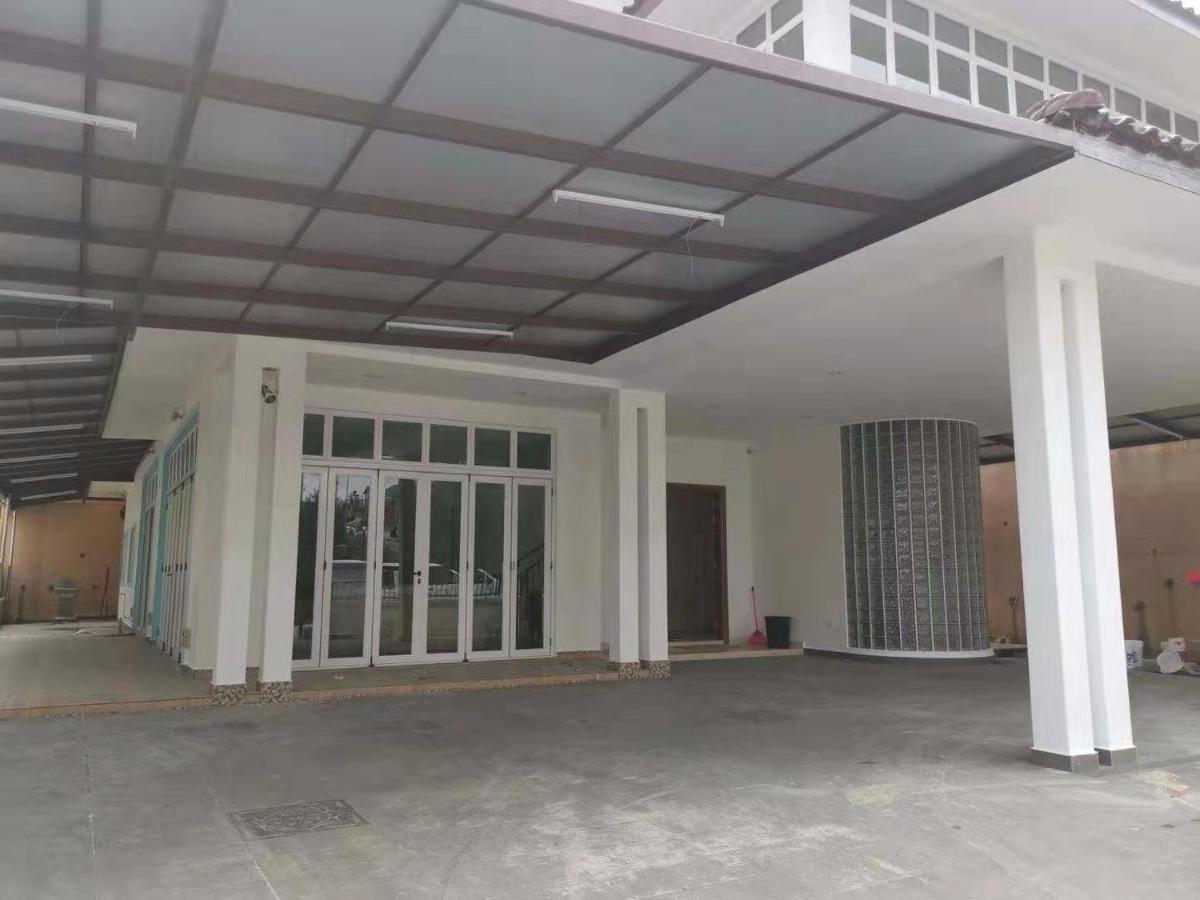 Dear Dino House - Housity