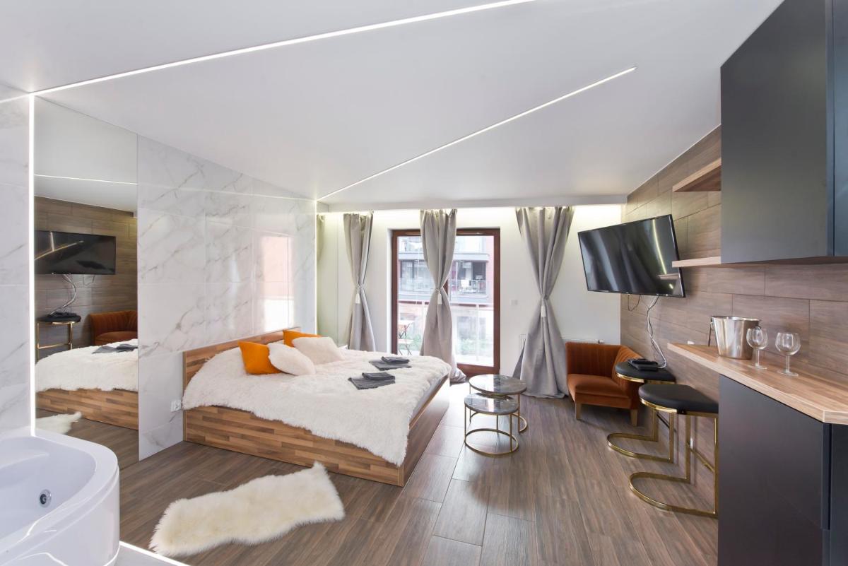 YOURAPART Chmielna Park Exclusive z Wanna wolnostojaca lub Jacuzzi - Housity