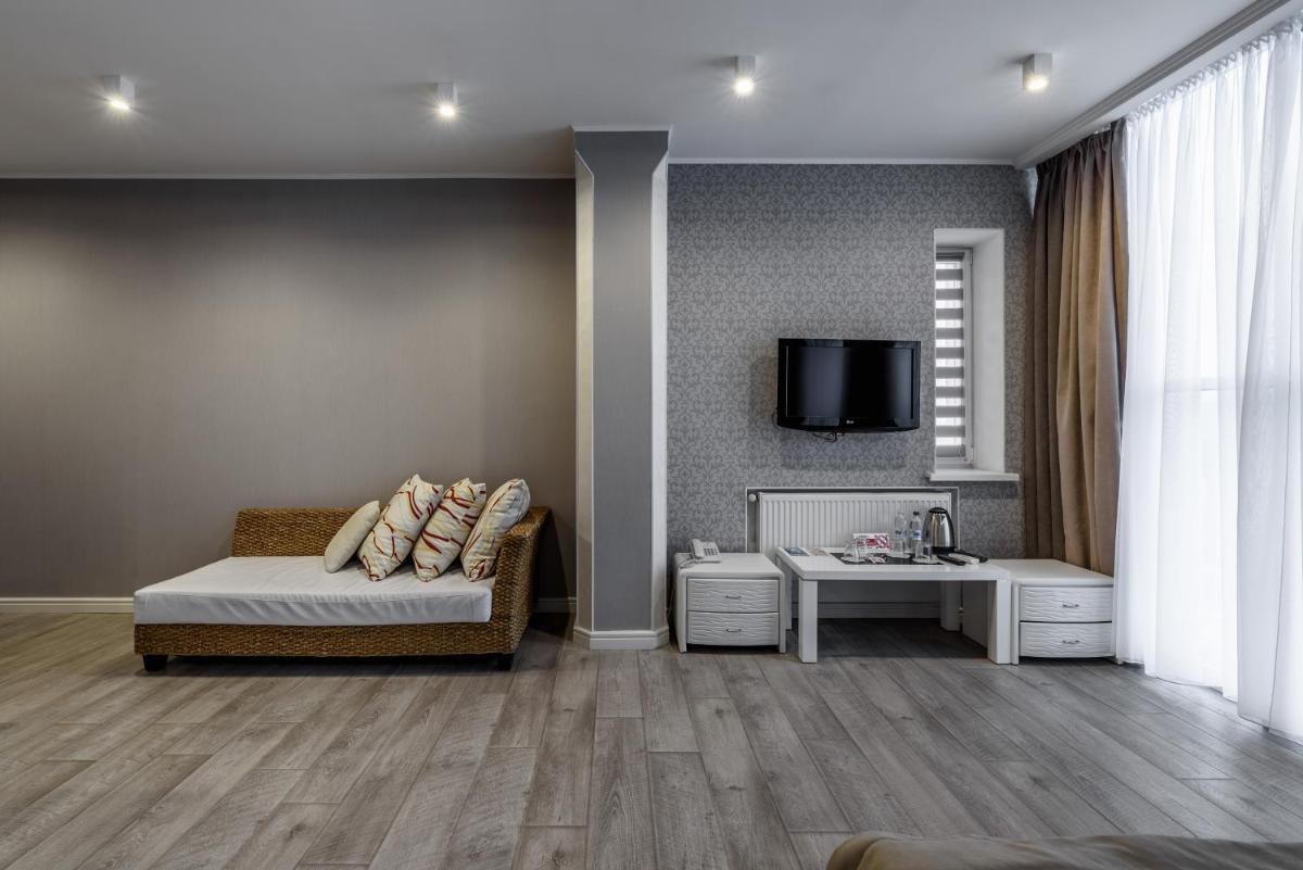 Pallada Hotel - Housity
