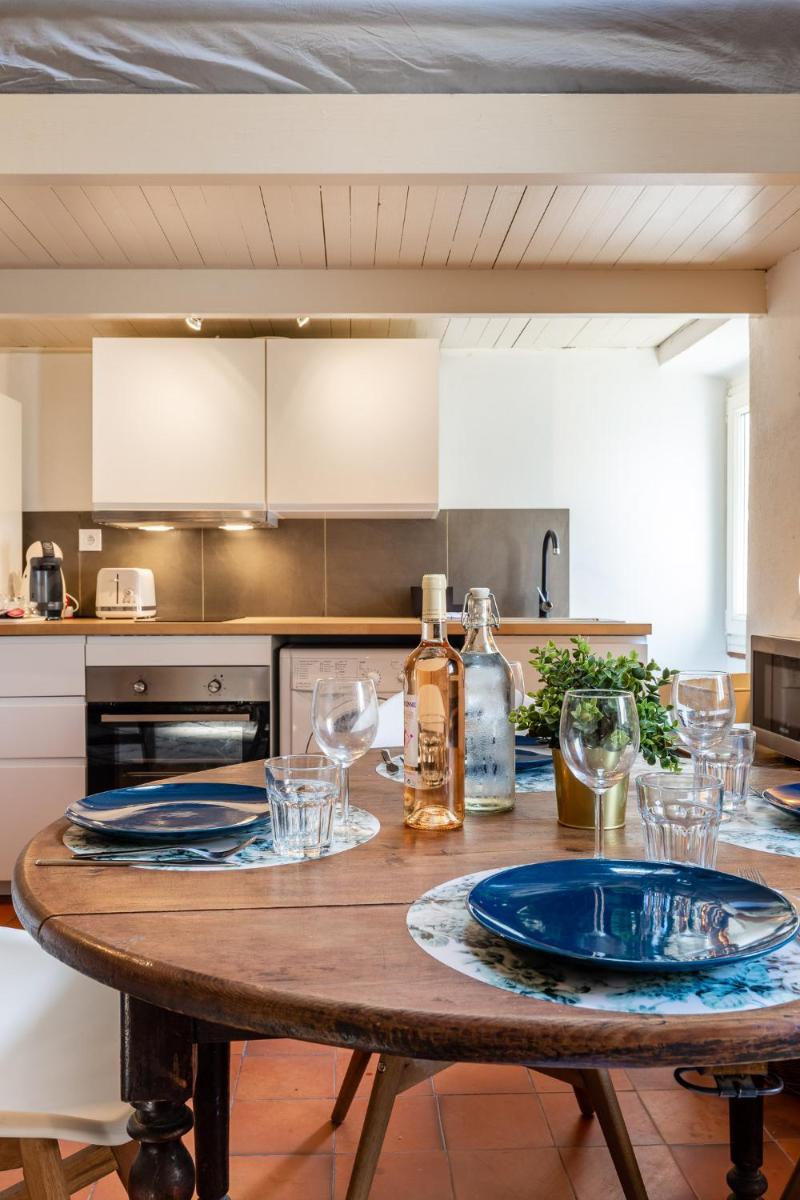 LE PANIER ENCHANTÉ - Suites & Loft - Terrasse et patio au dessus du Vieux Port - Housity