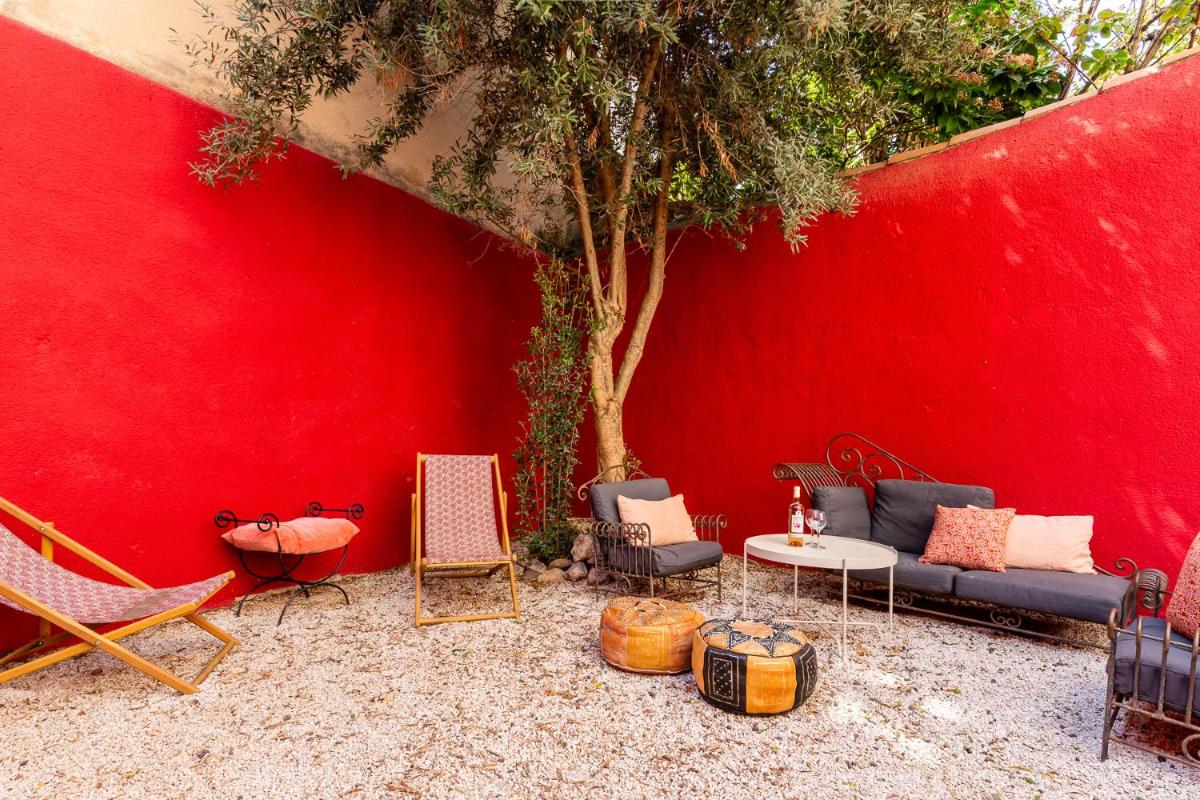 LE PANIER ENCHANTÉ - Suites & Loft - Terrasse et patio au dessus du Vieux Port - Housity