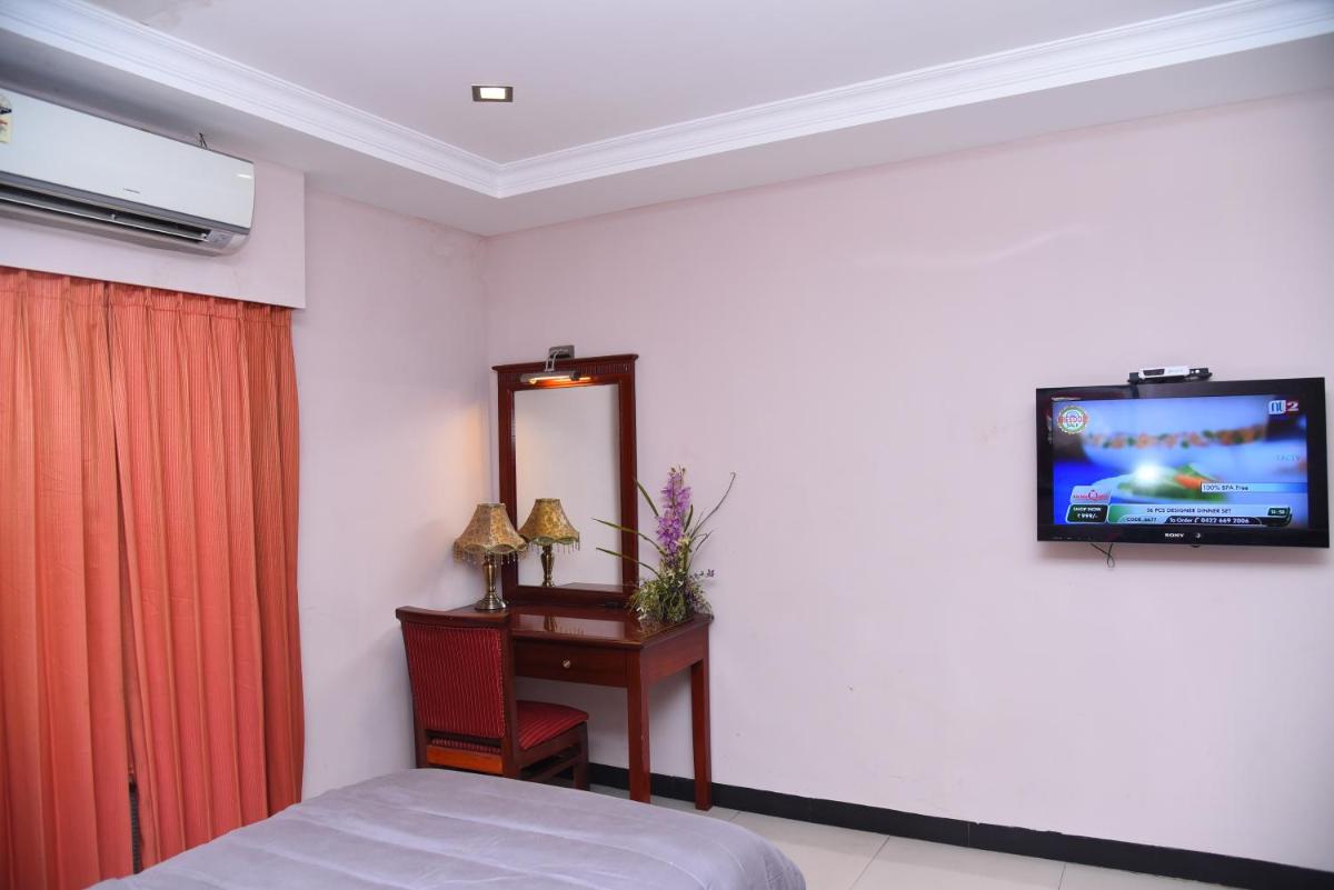 Hotel Subhalakshmi Palace - Housity