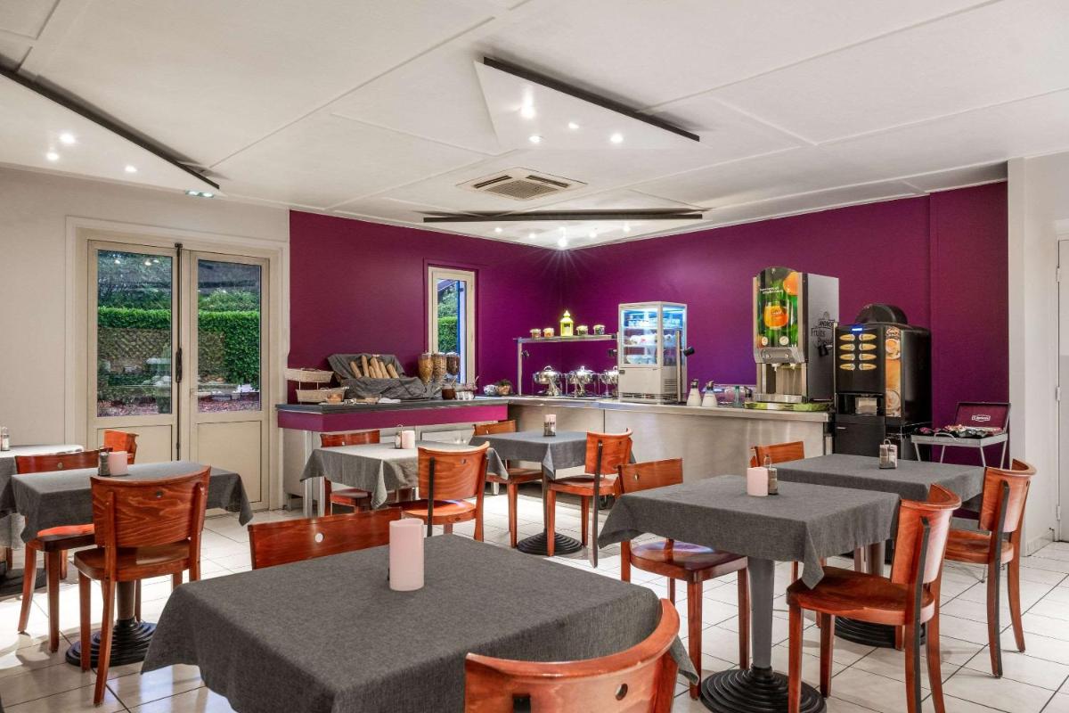 Comfort Hotel Grenoble Meylan - Housity