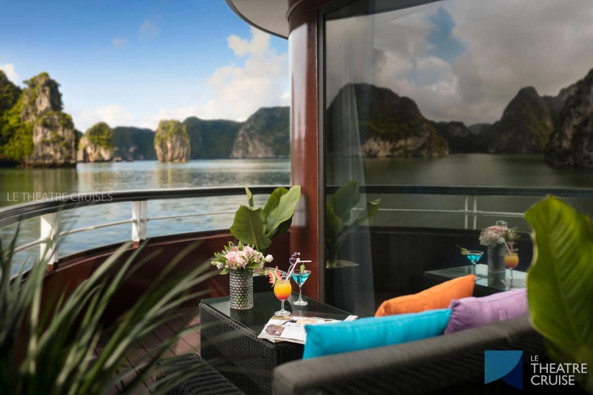 Le Theatre Cruises - Wonder on Lan Ha Bay - Hizvo