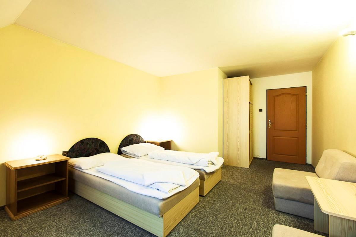 Pension U Dvou čápů - Housity