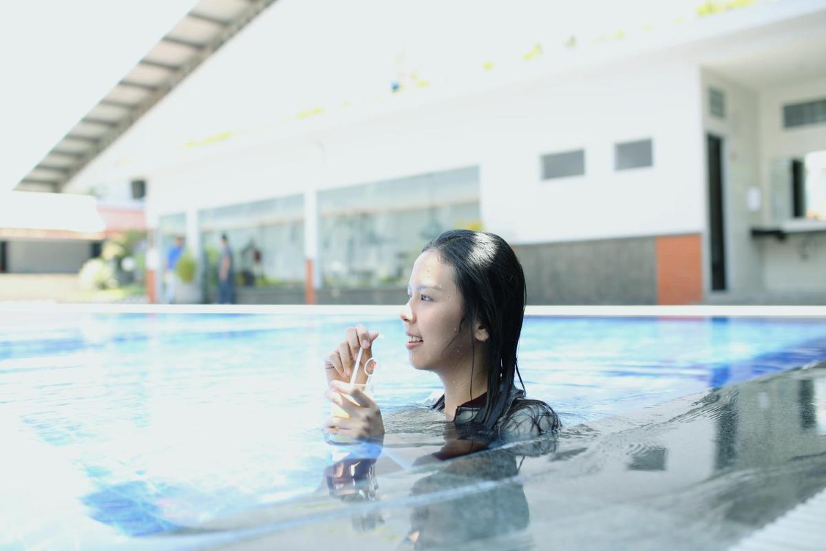 Aria Gajayana - Housity
