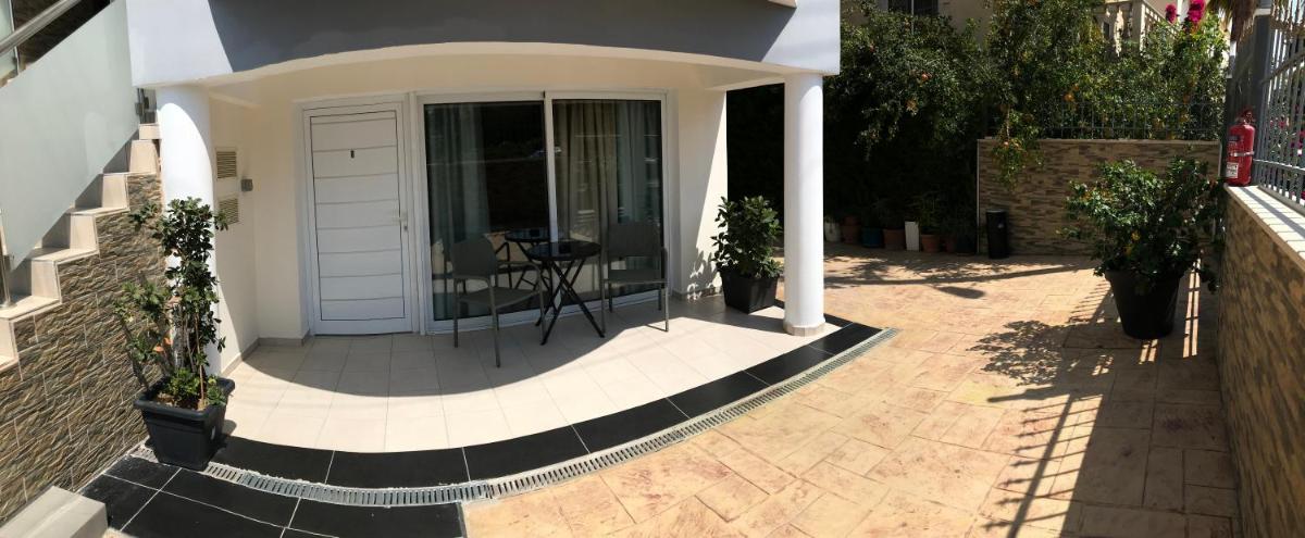 Livia’s Appartments - Housity