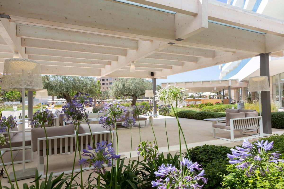 Jardín al aire libre en Hipotels Gran Playa de Palma