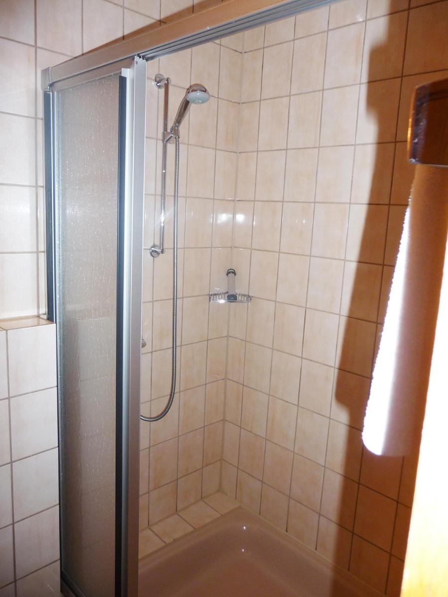 Hotel Burg Bollendorf - Housity
