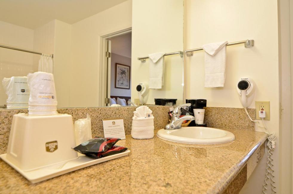 Pleasant Inn - Housity