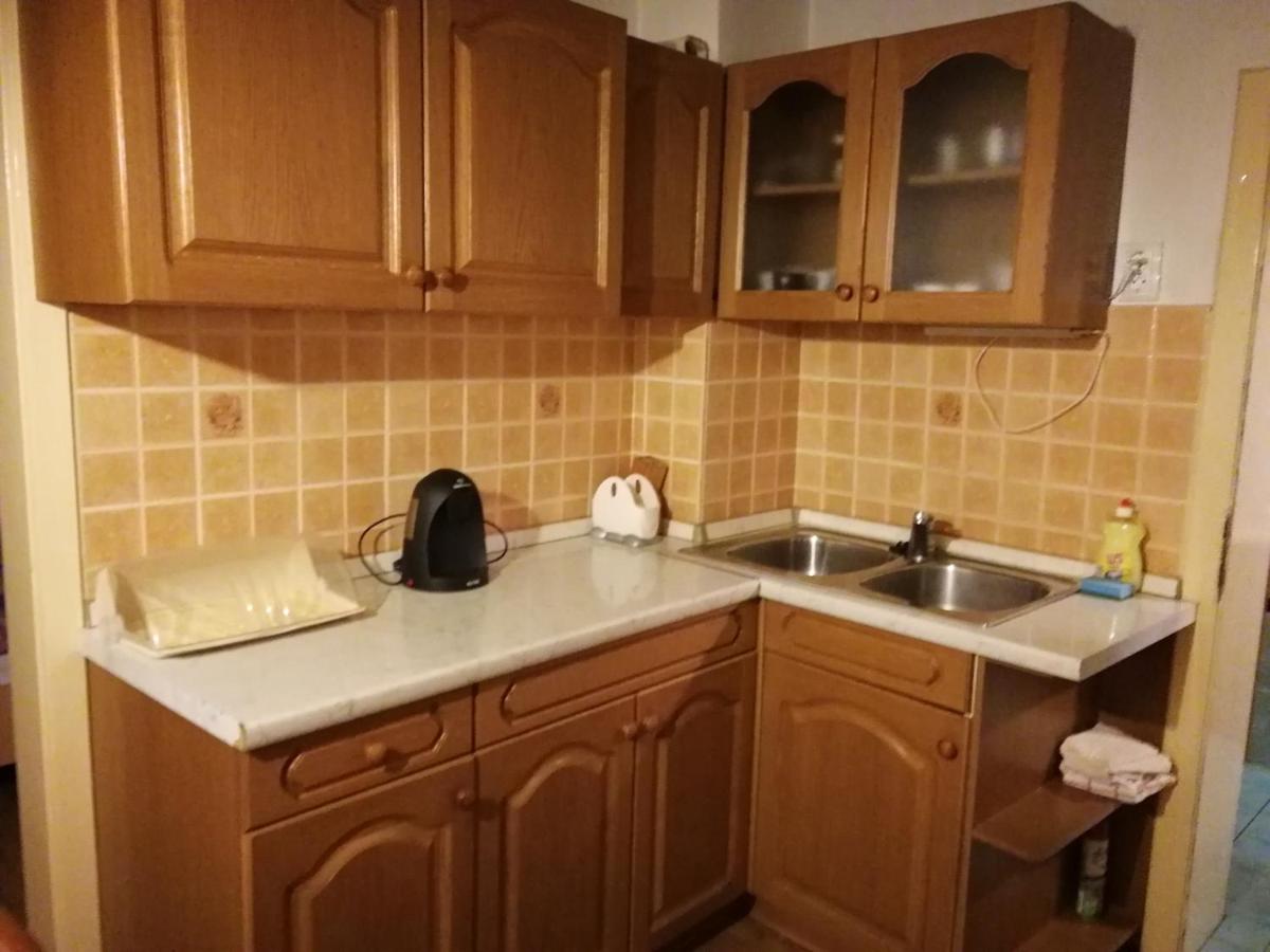 Apartment House Papa - Housity
