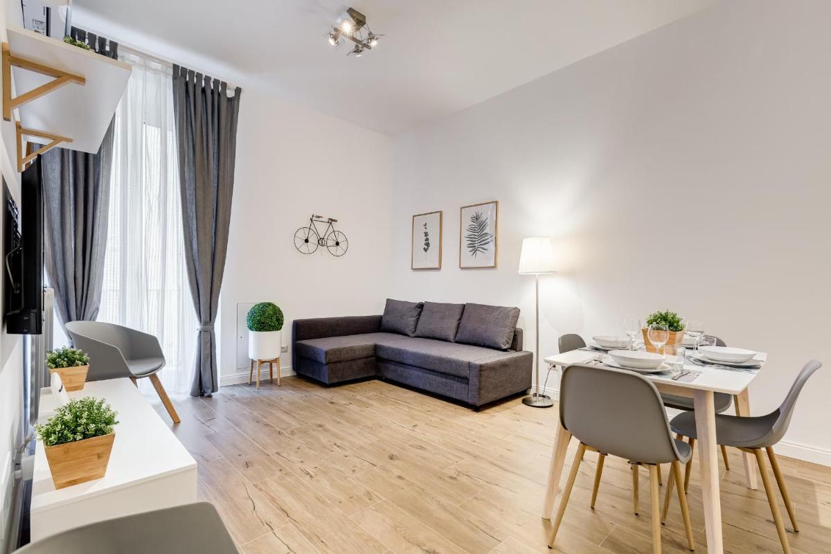 Suitetrails - Germanico Luxury Apartment