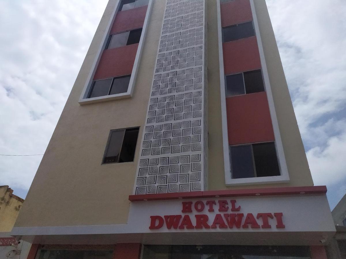 Hotel Dwarawati - Housity