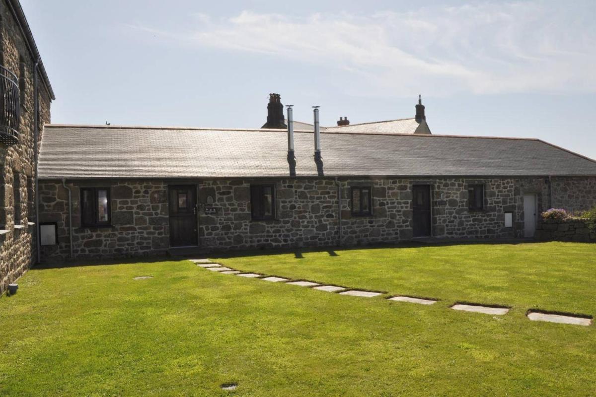 The Wallow - Housity