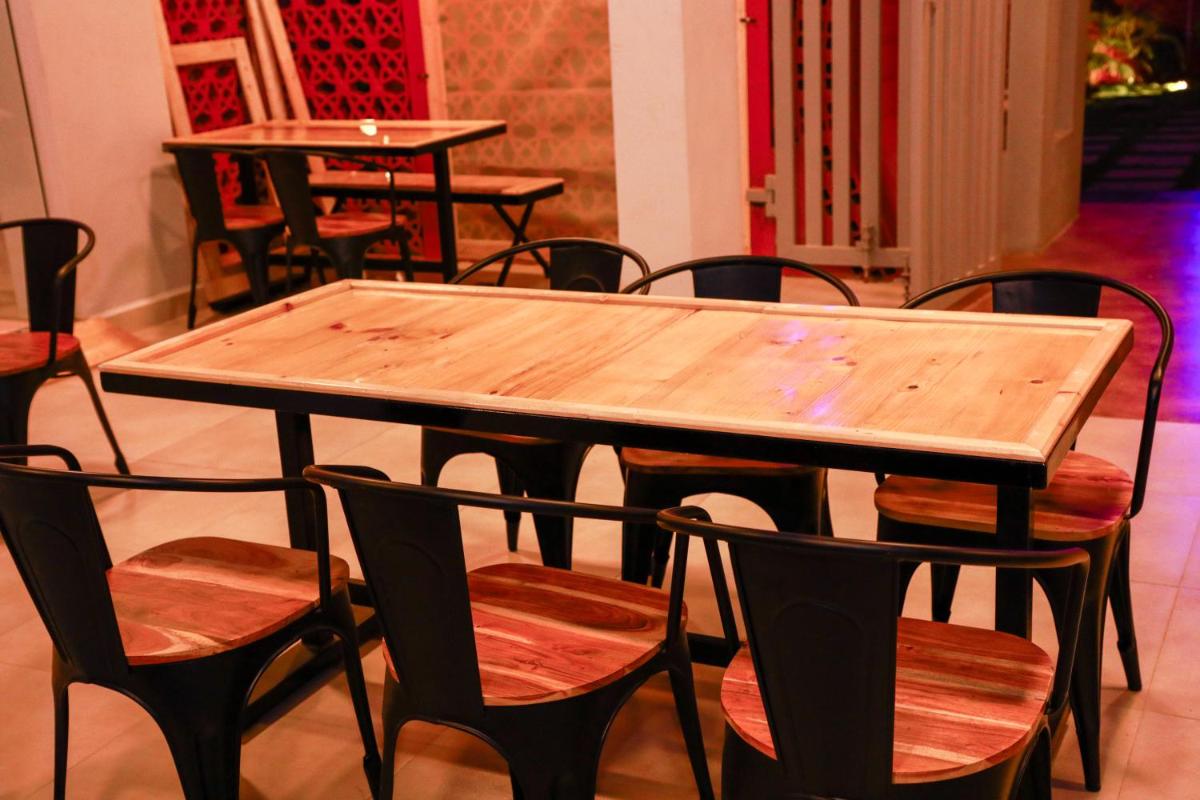 Hotel Parth Residency - Housity