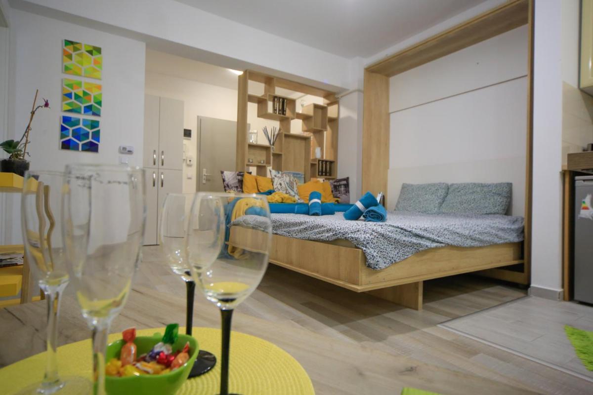 KORONA STUDIO - Housity