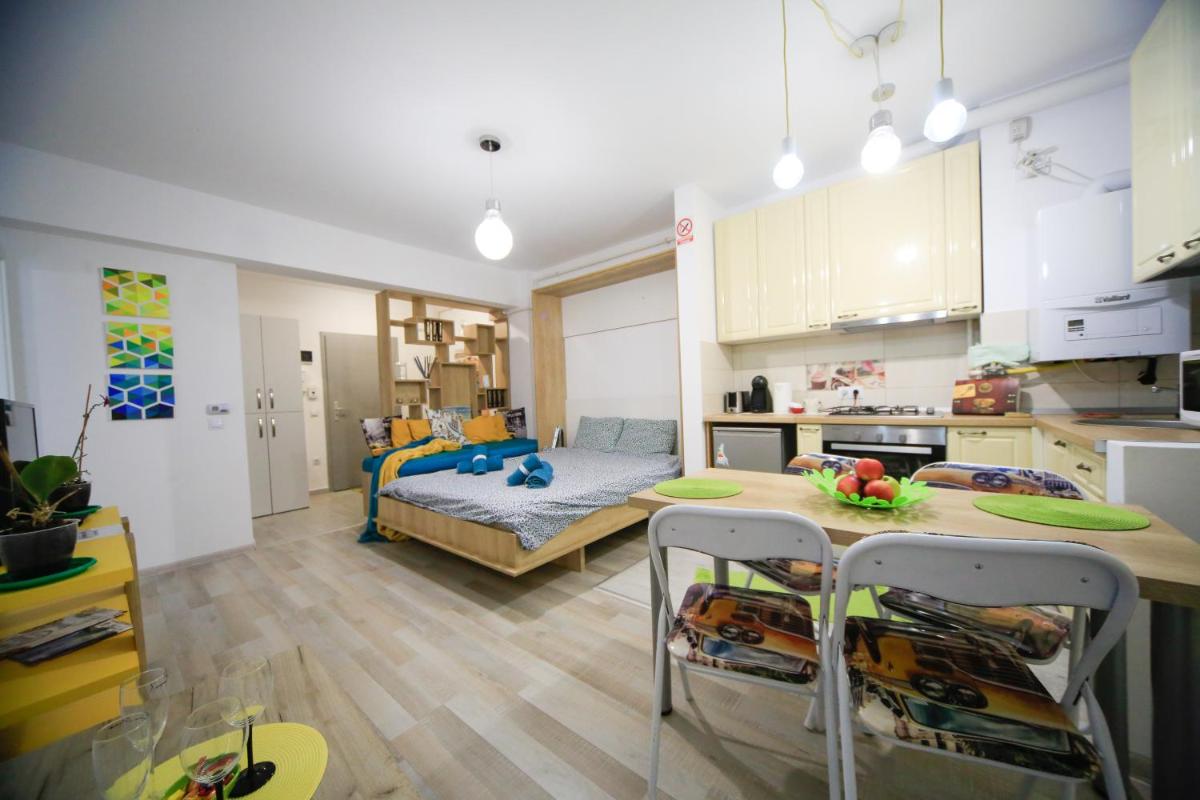 KORONA STUDIO - Housity