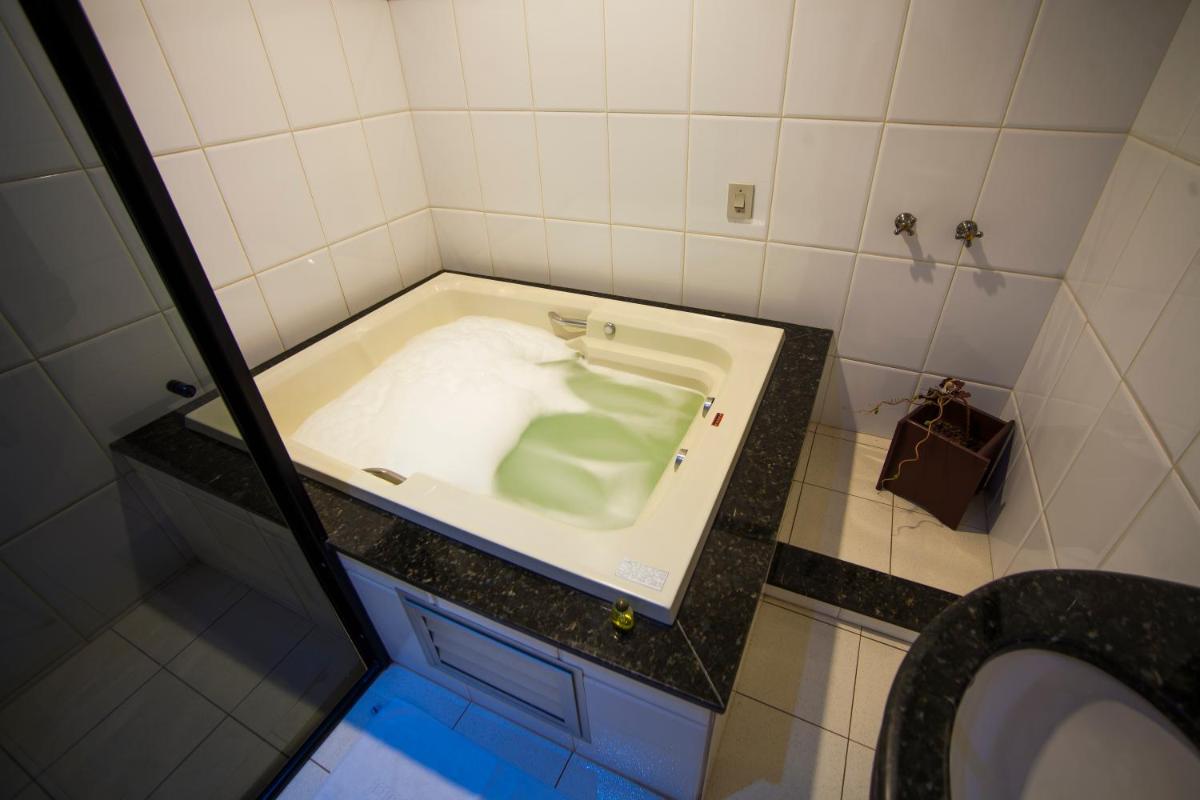 Centerminas Palace Hotel - Housity