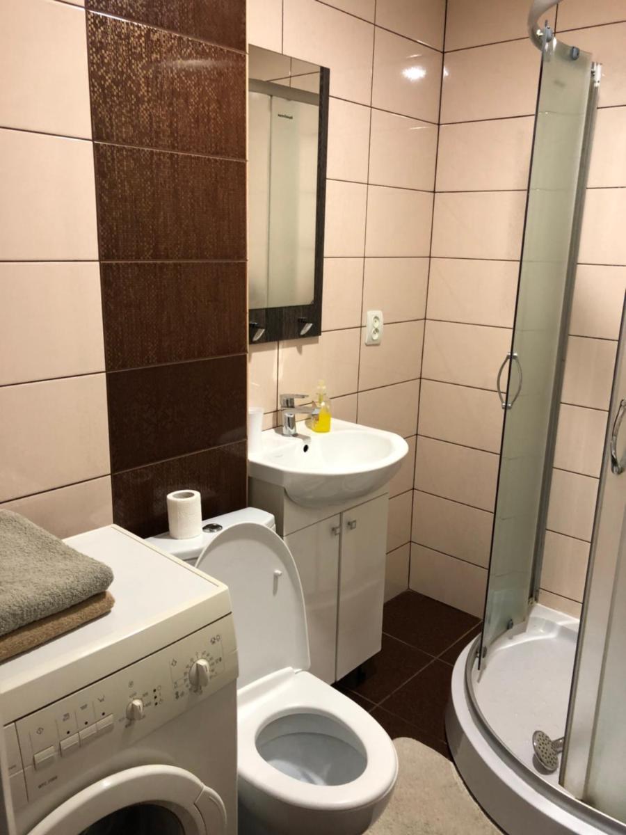 1 kom kv studio v tsentre zaporozh ia - Housity