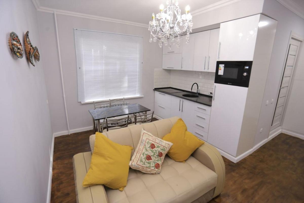 Luxury 2 bedrooms apartment walking distance from Gur-Emir - Housity