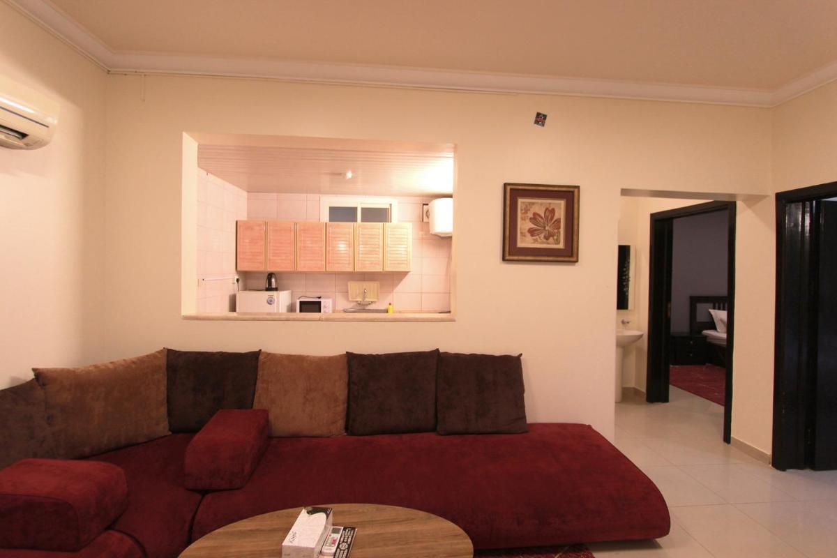 Suitetrails - Al Qaswaa Furnished Apartements