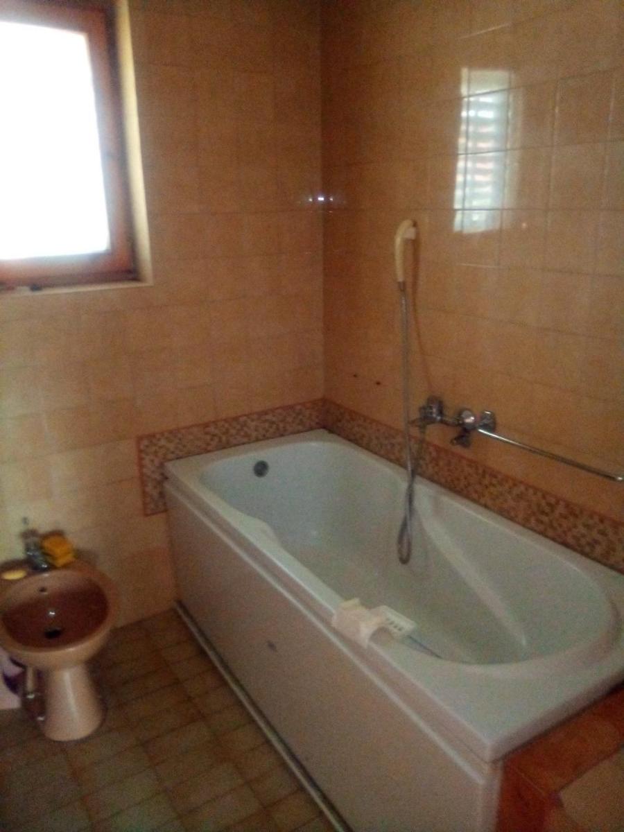 Sobe Nevenka - Housity