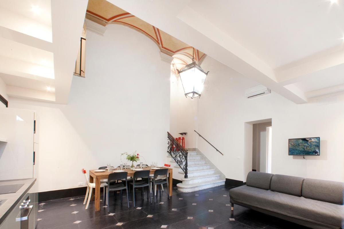 Suitetrails - Old Villa stylish apartment