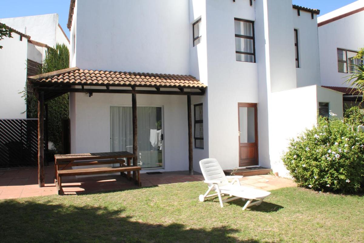 The Bungalow - Housity