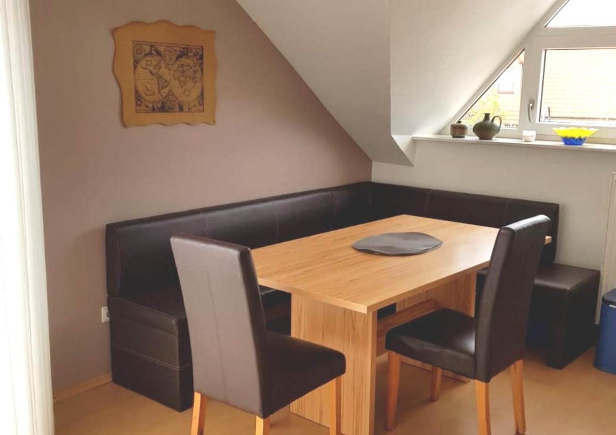 Ferienwohnung Weiß Wachtenburg - Housity