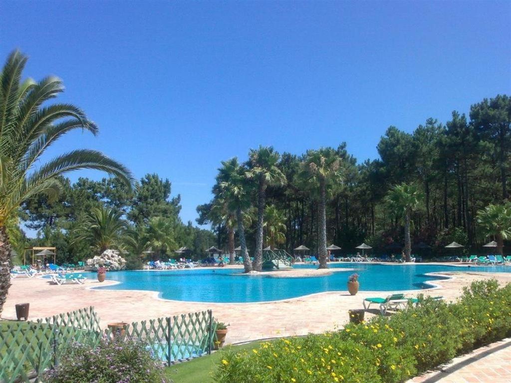 Aroeira Golf - Beach House - Housity