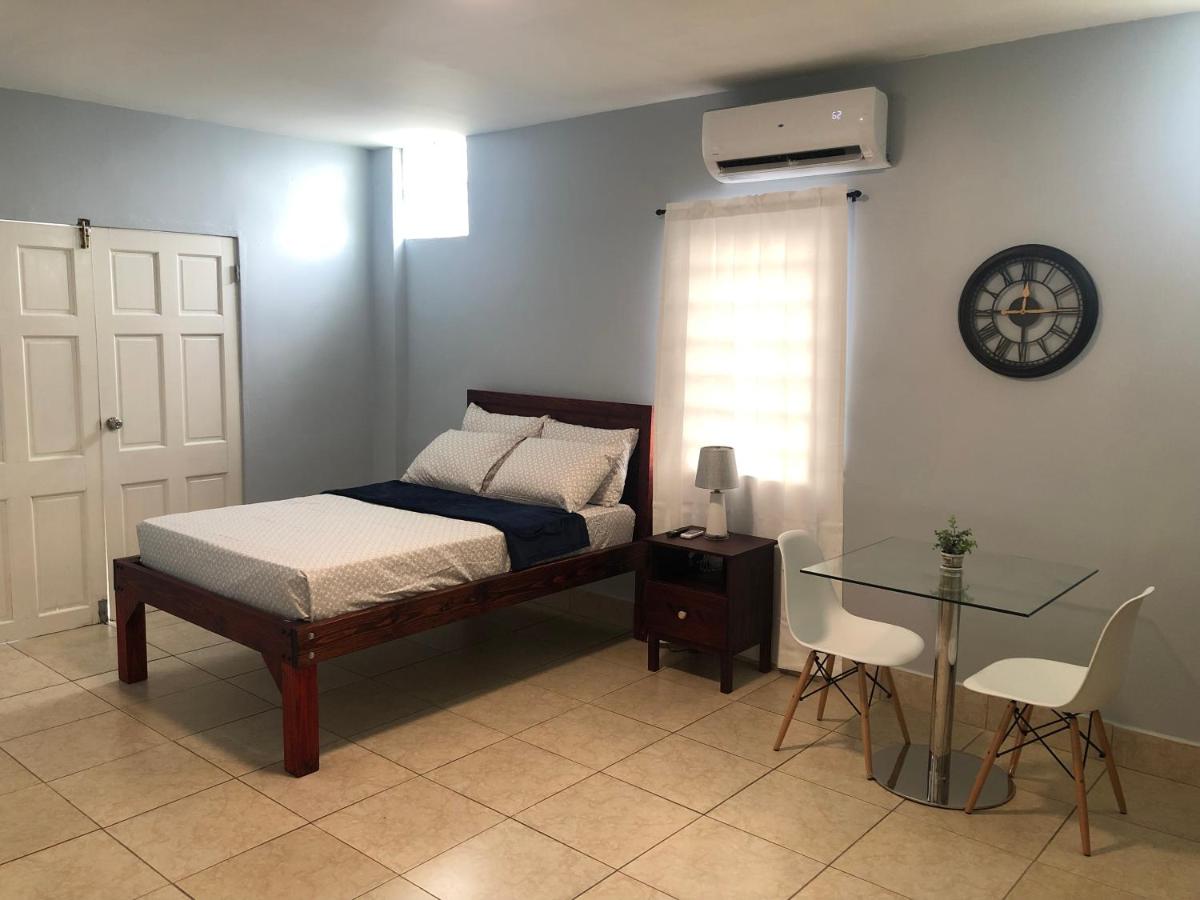 San Juan Metro Host - Housity