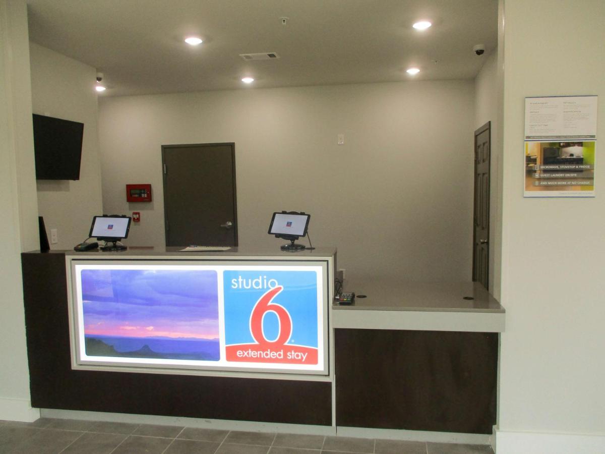 Studio 6-Port Allen, LA - Baton Rouge I-10 - Housity